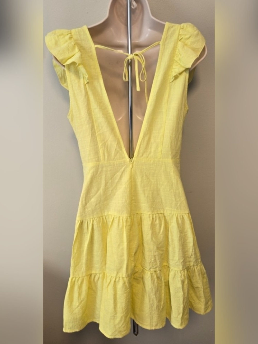 Double Crazy Yellow Ruffle Sleeve V-Neck Sundress Medium - Picture 3 of 5